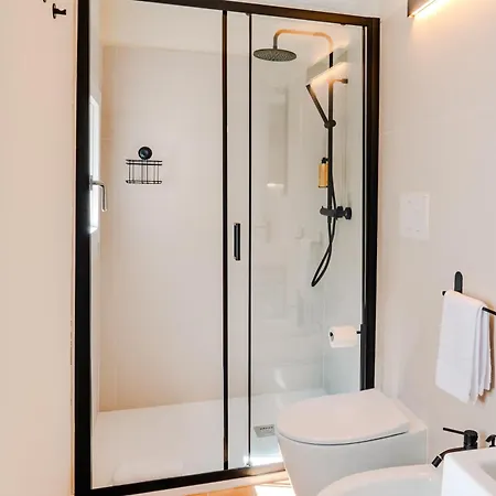 La Torre Downtown A 3*