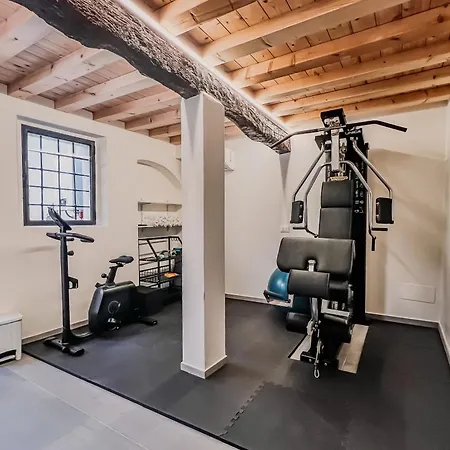 La Torre Downtown A בית הארחה 3*