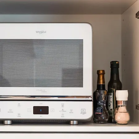 בית הארחה La Torre Downtown A רג'ו אמיליה