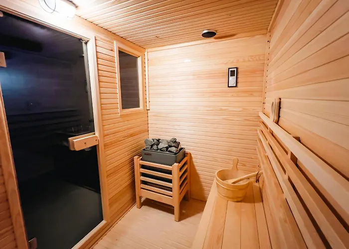 La Torre Downtown A 3* רג'ו אמיליה